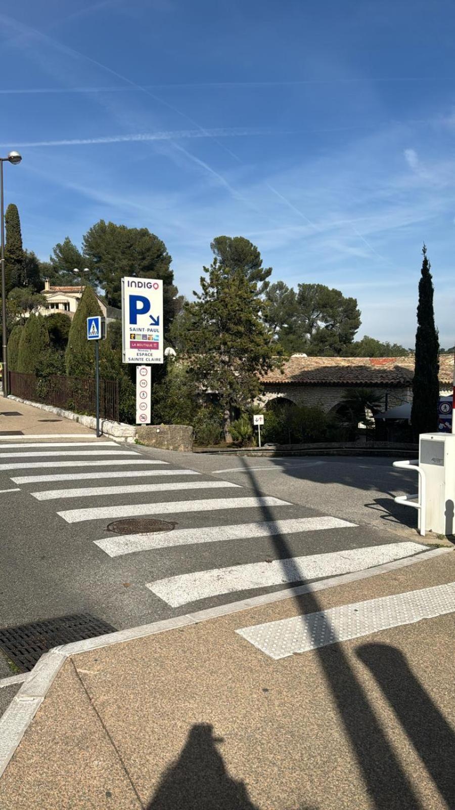 L'Elegante - Maison De Ville Avec Bains A Remous - Parking Inclus Saint Paul de Vence Exterior photo